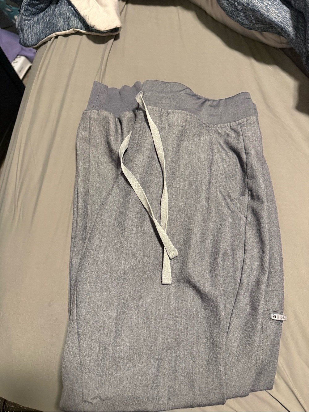 Figs Heather Gray Zamora Joggers - Light Gray